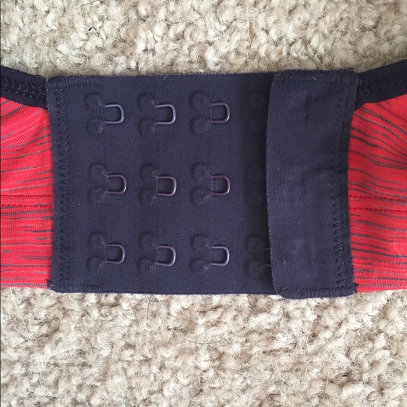 Gently Worn Lululemon Black and Red Bra, 32 C - Picture 3 of 4